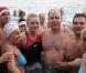 Albert de Monaco et Charlene Wittstock, toujours amoureux, embarquent Pierre Casiraghi... pour un bain glacé !
