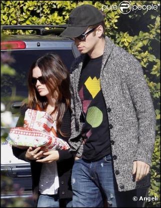 Rachel Bilson et Hayden Chrisensen (19 décembre 2009)