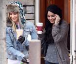 Ashley Tisdale et Vanessa Hudgens à Toluca Lake, le 30 décembre 2009