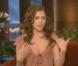 Anna Kendrick chez Ellen DeGeneres raconte comment Robert Pattinson et George Clooney se sont livrés bataille