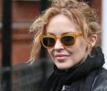 Kylie Minogue et son bel Andres Velencoso à la sortie du domicile de la chanteuse à Londres. Le 12/01/10