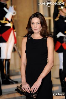 La belle Carla Bruni entamera le tournage du nouveau film de Woody Allen à Paris, en juillet 2010.
