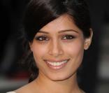 La ravissante Freida Pinto entamera le tournage du nouveau film de Woody Allen à Paris, en juillet 2010.