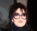 Aux prix Lumières le 15 janvier Isabelle Adjani obtient le prix de la meilleure actrice de l'année 2009 pour son rôle dans  La Journée de la Jupe   