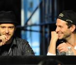 Justin Timberlake et Bradley Cooper lors du Téléthon pour Haïti à Los Angeles le 22 janvier 2010.