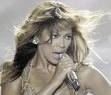 Beyoncé Knowles, sixième au classement des filles qui feraient la meilleure petite amie....