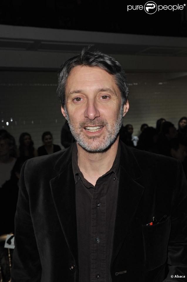 Antoine de Caunes au défilé Jean-Paul Gaultier le 26 janvier à Paris 