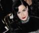Une Malika Ménard radieuse et Dita Von Teese en col roulé... Toutes au rendez-vous pour Gaultier !
