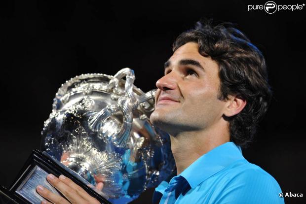 Roger Federer a écrasé l'Ecossais Andy Murray pour s'adjuger son 16e trophée dans un tournoi du Grand Chelem !