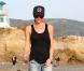 Victoria Beckham joue avec ses trois fils, Cruz, Romeo et Brooklyn sur la plage de Malibu le 31 janvier 2010