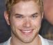 Kellan Lutz, à l'occasion de l'avant-première de Dear John , au Graumann's Chinese Theatre d'Hollywood, à Los Angeles, le 1er février 2010.