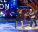 Mike Tyson et sa partenaire Elena effectuent une danse endiablée sur le plateau de Ballando con le stelle. Janvier 2010