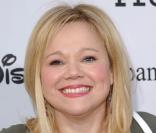 Quant à Caroline Rhea, qui incarnait Tante Hilda dans Sabrina, l'apprentie sorcière, a donné naissance à une petite Ava Rhea Economopoulos le 20 octobre 2008 à l'âge de 44 ans !