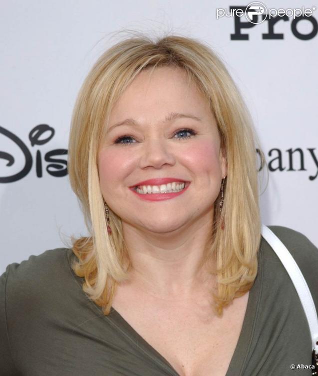 Quant à Caroline Rhea, qui incarnait Tante Hilda dans Sabrina, l'apprentie sorcière, a donné naissance à une petite Ava Rhea Economopoulos le 20 octobre 2008 à l'âge de 44 ans !