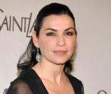 Après avoir assisté à de nombreux accouchements dans les Urgences du Cook County, Julianna Margulies a pû vivre la naissance de son propre enfant, en février 2008 à l'âge de 41 ans.