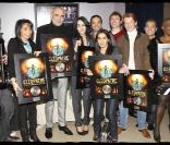 La troupe reçoit avec honneur  le Disque de platine pour 130 000 albums vendus,  lors de la dernière représentation de Cleopâtre, le 31 janvier 2010