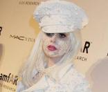 Lady GaGa à la soirée de l'amfAR le 10 février 2010 à New York