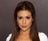 Alyssa Milano pour 'Touch'