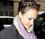 Jessica Alba à son arrivée à la radio BBC le 12 février à Londres.