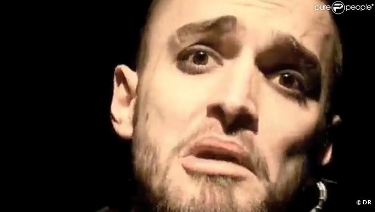Soan revient avec son nouveau clip,  Emily ... C'est pas la joie !