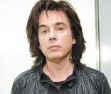 Jean-Michel Jarre : un de ses anciens musiciens est au coeur d'une sordide affaire de proxénétisme...