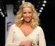 Denise Van Outen lors du défilé Fashion for Relief à Londres, le 18 février 2010