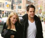 Hilary Duff et Mike Comrie à New York en avril 2008 