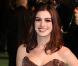 Anne Hathaway, Daisy Lowe, Camille Parker Bowles... découvrez les pires looks de la première d'Alice au Pays des Merveilles !