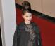 Laetitia Casta lors de la 35e cérémonie des César le 27 février 2010 : dès son arrivée, avec sa robe Yves Saint Laurent, elle fait sensation 