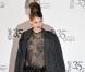 Laetitia Casta lors de la 35e cérémonie des César le 27 février 2010 : dès son arrivée, avec sa robe Yves Saint Laurent, elle fait sensation 