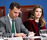 Letizia d'Espagne épaule son Felipe en toutes circonstances, comme à l'occasion des European Business Awards for the Environnement, le 3 mars 2010