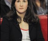 Blanche Cluzet, a fille de François à l'enregistrement de Vivement Dimanche, diffusé le 7 mars (3 mars 2010)