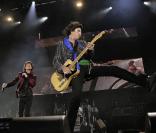 Keith Richards en concert avec The Rolling Stones en juin 2007 au festival de l'Ile de Wight 