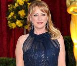 Virginia Madsen, à l'occasion du tapis rouge de la 82e cérémonie des Oscars, au Kodak Theatre de Los Angeles, le 7 mars 2010.