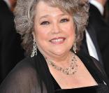 Kathy Bates, à l'occasion du tapis rouge de la 82e cérémonie des Oscars, au Kodak Theatre de Los Angeles, le 7 mars 2010.