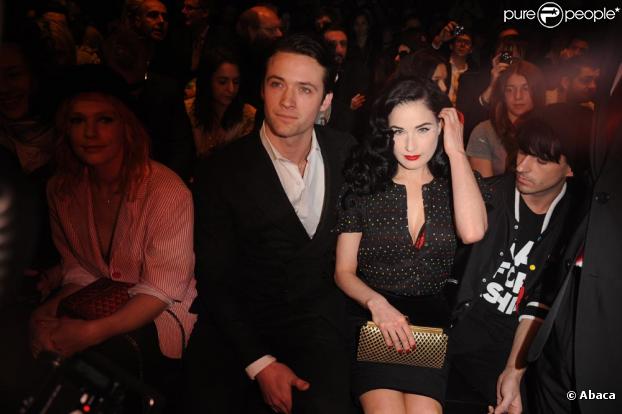 Louis-Marie de Castelbajac et Dita Von Teese au défilé Jean-Charles de Catelbajac à Paris le 9 mars 2010 