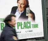 Gérard Depardieu dans une campagne de pub pour une banque polonaise