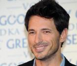 Ramon ressemble à Andres Velencoso, boyfriend de Kylie Minogue