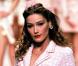 Carla Bruni défile pour la collection Chanel printemps été 1995 !