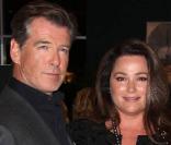 Pierce Brosnan et Keely Shaye Smith, à l\'occasion de l\'avant-première de <i>The Greatest</i>, qui s\'est tenue au KGC Premiere de Los Angeles, le 25 mars 2010.