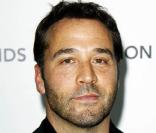 Jeremy Piven sera au générique de <i>Marmaduke</i>, le 4 août 2010.