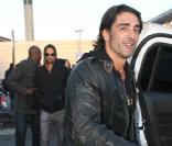 Greg est de retour à Paris, David le suit : ce sont des stars ! (9 avril 2010 à Paris)