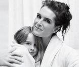Brooke Shields et ses filles dans la nouvelle campagne de pub de la marque Royal Velvet