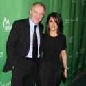 Salma Hayek : Superbe avec son mari François-Henri Pinault, elle crée la surprise... à ses pieds !