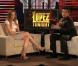 Jennifer Lopez sur le plateau du  Lopez Tonight Show 