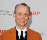 Joel Grey lors du gala A Fine Romance à New York le 1er mai 2010 au profit du Motion Picture and Television Fund