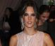 Alessandra Ambrosio au MET Ball à New York le 3 mai 2010