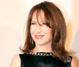 Nathalie Baye est née le 6 juillet 1948. Avec naturel, cette grande actrice prouve que la beauté n'a pas d'âge. 