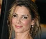 Malgré les difficultés qu'elle vient de traverser, rien ne semble altérer la fraîcheur de Sandra Bullock, 45 ans. 