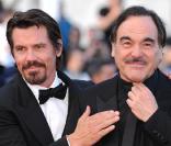 Josh Brolin et Oliver Stone à Cannes, en mai 2010.